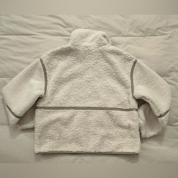 Abercrombie & Fitch Cream Teddy Jacket - Picture 6 of 8